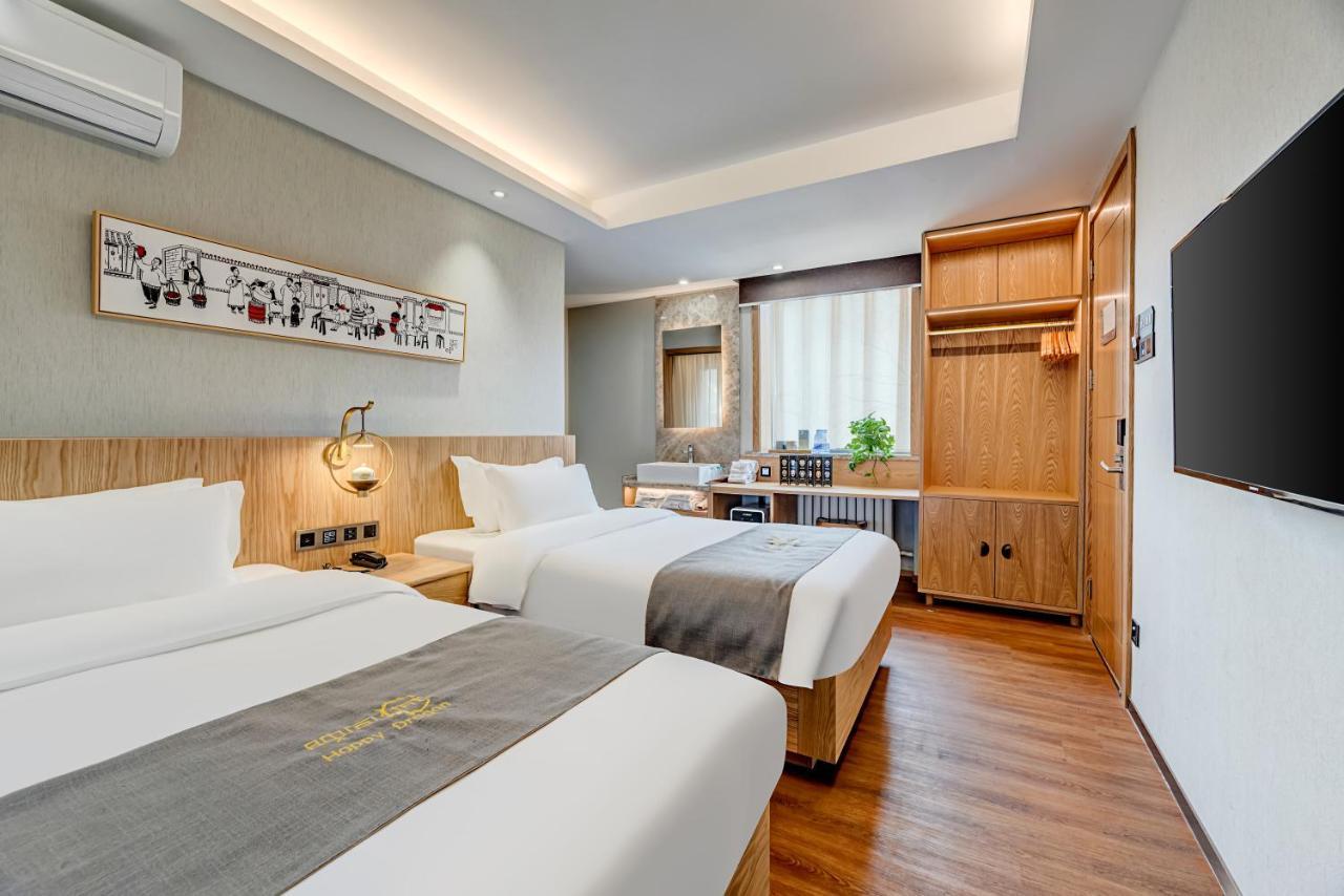 Happy Dragon City Culture Hotel -In The City Center With Ticket Service&Food Recommendation,Near Tian'Anmen Forbidden City,Wangfujing Walking Street,Easy To Get Any Tour Sights In 베이징 외부 사진